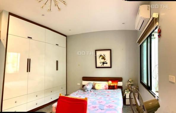 Bán nhà Lạc Trung, Hai Bà Trưng, 40m2, 4 tầng, mặt tiền 5.5m, giá 7,8 tỷ