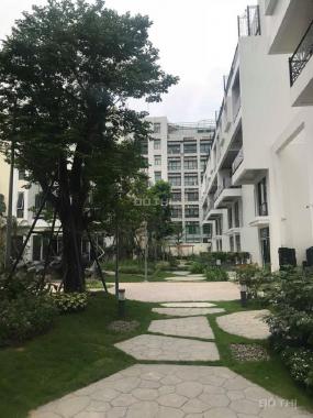 Cần bán căn shophouse La Casa Villa - 25 Vũ Ngọc Phan. Vị trí đắc địa, cho thuê hơn 100tr/tháng