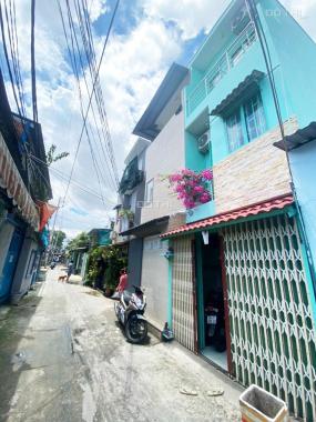 Bán nhà 2 lầu hẻm xe hơi 1716 đường Huỳnh Tấn Phát, thị trấn Nhà Bè