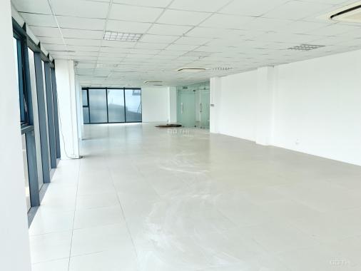 Chính chủ cho thuê văn phòng tại Hải Ngân Building, 160 m2, sàn vuông vắn, view đẹp