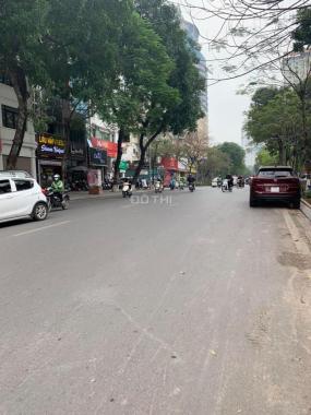 Nhà Huỳnh Thúc Kháng ô tô tránh - kinh doanh vỉa hè rộng