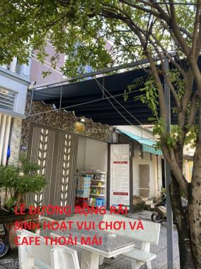 (Hiếm) chính chủ, trả trước 1.95 tỷ, bán nhà phố Đà Nẵng 2 mt, DTSD 200m2, 15 phút đến sân bay