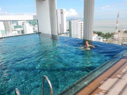 Bán khách sạn 4 sao, 18 tầng, TP. Nha Trang, DT 450m2, MT 23m, giá 350 tỷ, LH 0904069986
