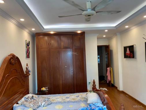 Siêu phẩm mặt ngõ Hồ Tùng Mậu, 40m2 7tầng thang máy, lô góc MT 4m, ô tô vào nhà, giá chỉ 7,8 tỷ