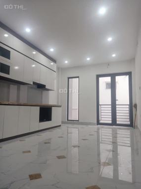 Bán nhà 5 tầng Mễ Trì, 30m2 MT 3.8m giá 3,5 tỷ