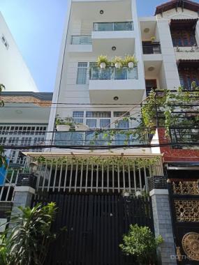 Chính chủ cần bán căn nhà mặt tiền Trần Khắc Chân, quận Phú Nhuận