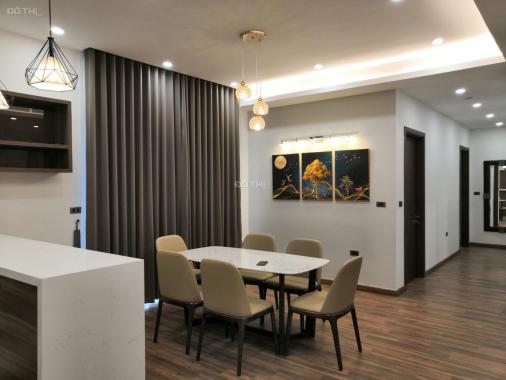 Cho thuê căn hộ chung cư Sun Grand City 140m2 căn góc 3PN đầy đủ nội thất siêu đẹp. LH 0986261383