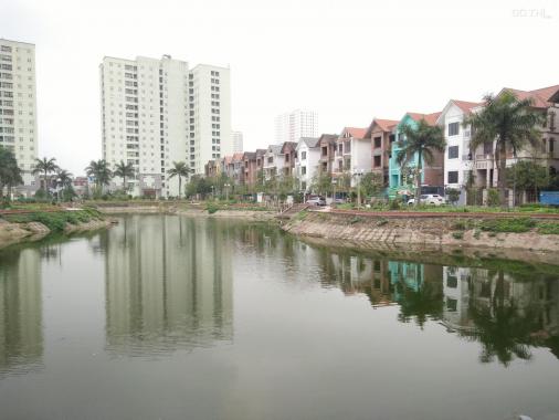 Cần bán gấp biệt thự Cầu Bươu 123m2 và căn 68m2 quay ra đường 30m đối diện công viên Chu Văn An