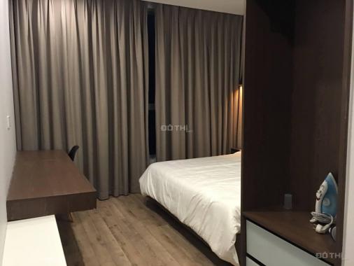 Cho thuê căn hộ 86m2 2 buồng ngủ đủ nội thất cực đẹp tòa Vinhomes Nguyễn Chí Thanh, có ảnh thật