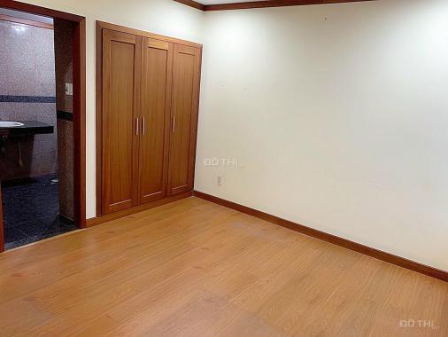 Giai Việt - cho thuê CH 2PN 115m2 view hồ bơi 9.5tr/tháng ngay trung tâm hành chính Q8