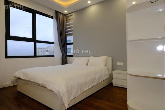 Bán căn hộ 2PN CC Vinhomes D'Capitale view hồ & công viên Thanh Xuân, 72m2, giá 3,5 tỷ