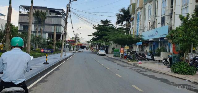 Bán nhà đẹp mặt tiền kinh doanh đường Nguyễn Duy Trinh (105m2) 18 tỷ, tel 0909.972.783