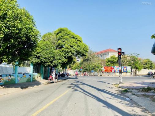 Bán đất biệt thự mặt tiền đường 448 - Lê Văn Việt, trung tâm P. Tăng Nhơn Phú A. Diện tích 176m2