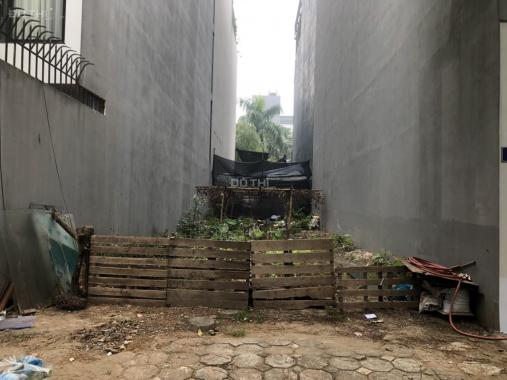 Cần bán gấp lô đất mặt phố kinh doanh sầm uất tại Giang Biên, Long Biên