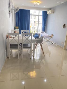 Cần bán căn hộ Skyway - KDC CONIC - MT Nguyễn Văn Linh. 2PN 2WC - ban công phòng khách mát mẻ