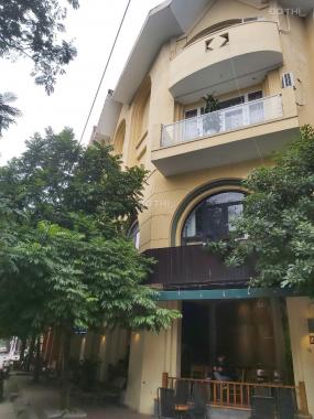Cho thuê nhà tại Nguyễn Văn Lộc, diện tích 75m2 x 5 tầng, căn góc