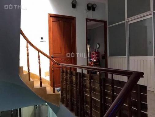 Bán nhà đường CMT8, Tân Bình, giá rẻ, 105m2, 3 lầu, 8 phòng cho thuê
