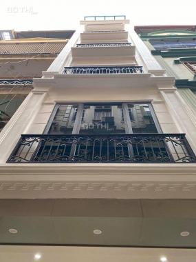 Hiếm phố Nguyễn Trãi, view Royal City, 5 tầng, ô tô, thang máy, 75m2, giá 13.8 tỷ