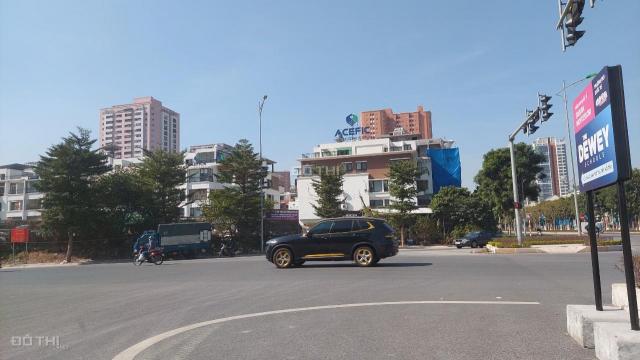 Bán nhà mặt phố Nguyễn Văn Huyên MT 8m MB 114m2 xây 5 tầng