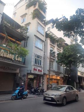 Bán nhà mặt phố cổ Hàng Da, trung tâm Hoàn Kiếm, vỉa hè, đường 2 chiều, kinh doanh đỉnh