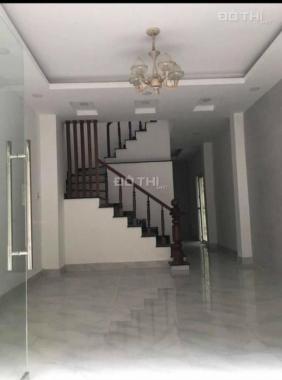 Nhà mới vào ở ngay - Lạc Long Quân, P8, Tân Bình 40m2 giá chỉ 4.75 tỷ TL