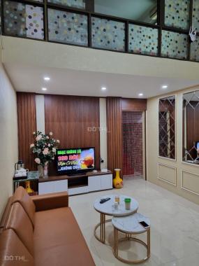 Bán gấp Đê La Thành, Đống Đa 42m2, MT 4m chỉ 3,4 tỷ