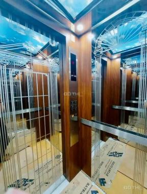 Bán phố Nguyễn Xiển, 120m2, MT 15m, vỉa hè 10m, hai mặt phố, 23 tỷ