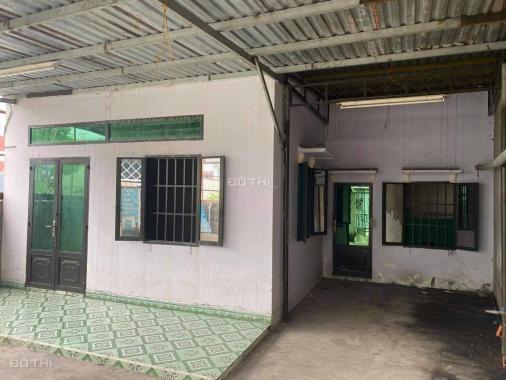 Bán rẻ nhà cấp 4 gần Nguyễn Duy Trinh Quận 2, đất 104m2 giá rẻ chỉ 4 tỷ, sổ hồng