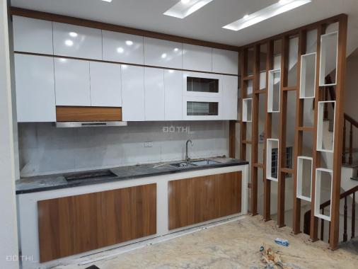 Bán nhà đẹp lô góc ở phố Lê Lợi - Hà Đông ~ 43m2x5T mặt ngõ thông/ôtô vào nhà, 5.5 tỷ. 0985411194