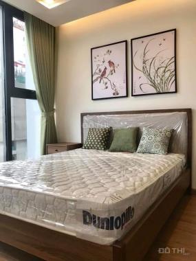 Cho thuê CHCC cao cấp Vinhomes Metropolis Liễu Giai, 3PN đủ nội thất