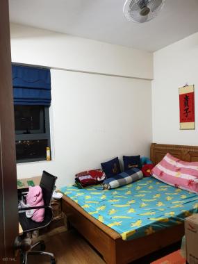 Bán nhanh căn hộ 2 phòng ngủ chung cư CT36 Định Công 69m2 SĐCC ban công Đông Nam ở ngay đón tết