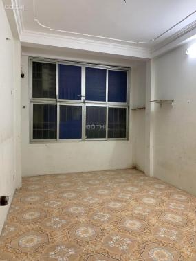 Bán nhà đầu ngõ Nghi Tàm, Tây Hồ giá 2,8 tỷ, 26m2, SDCC