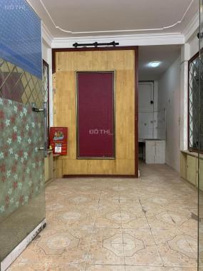 Bán nhà đầu ngõ Nghi Tàm, Tây Hồ giá 2,8 tỷ, 26m2, SDCC