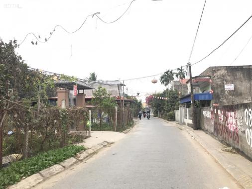 Mặt đường Lương Quán, Nam Sơn, kinh doanh buôn bán tốt
