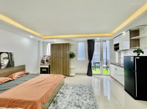 Bán gấp căn hộ dịch vụ Bình Thạnh, 5 tầng 130m2, bank hỗ trợ 15 tỷ