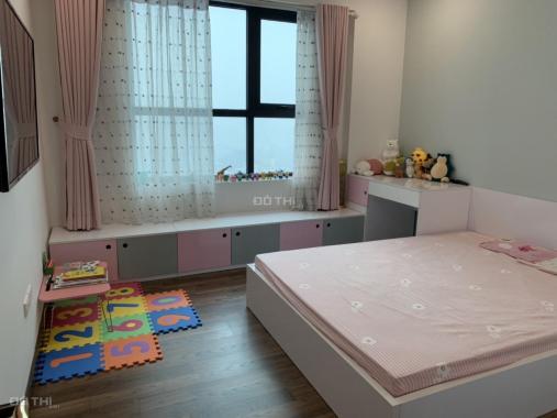 Chính chủ bán căn 3PN, DT 104m2 sử dụng, đầy đủ nội thất chung cư Goldmark City Mỹ Đình giá 3 tỷ