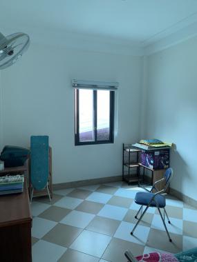 Ảnh thật nhà ngõ 124 Âu Cơ, giá 4,7 tỷ, 40m2, SĐCC. Bán nhanh