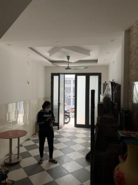 Ảnh thật nhà ngõ 124 Âu Cơ, giá 4,7 tỷ, 40m2, SĐCC. Bán nhanh