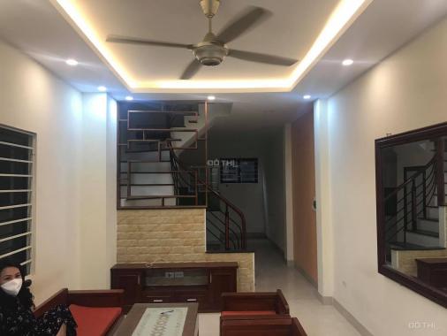BÁN GẤP mặt phố Yên Hoa, TH giá 12.5 tỷ, 30m2, KD lớn, có sân vườn