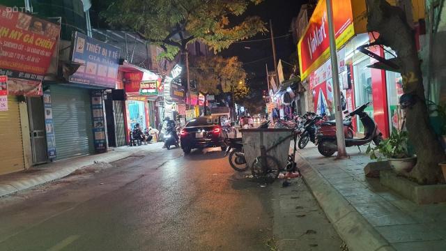 Hiếm 129m2 mặt phố Nguyễn Quý Đức, kinh doanh sầm uất