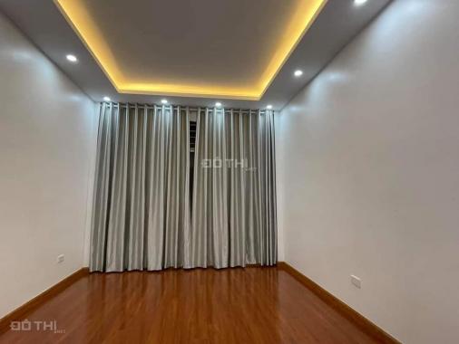 Nhà bán, Bằng Liệt, 38m2 x 4t lô góc, oto qua, ngõ 3 gác