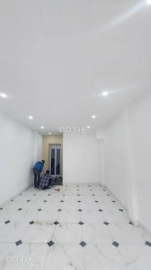 Nhà mặt phố Xuân Đỉnh, dt sổ 40m2, 5 tầng, mt 4 m, giá 6,85 tỷ. LH 0986290280