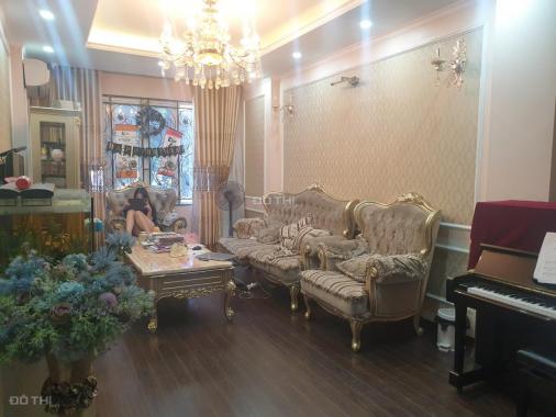 Chính chủ bán nhà mặt phố vip Trần Duy Hưng 59m2, 6 tầng giá chỉ nhỉnh 22 tỷ