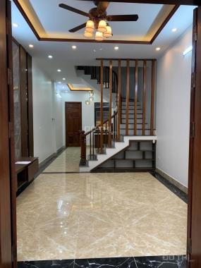 Chính chủ bán nhà Thanh Am, Long Biên, 35m2, giá 2,1 tỷ