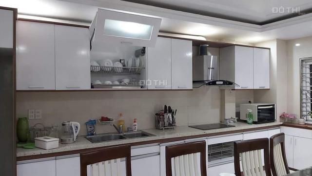 Gấp chỉ nhỉnh 11 tỷ bạn sở hữu ngay toà nhà 5 tầng, Nguyễn Trãi - Thanh Xuân. DT 52m2, MT 4.5m