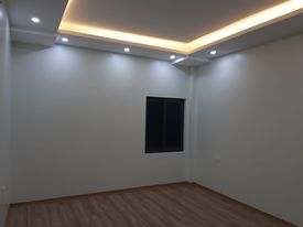 Chính chủ bán gấp nhà Phạm Văn Đồng, dt 80m2, rộng 8m, giá 5,5 tỷ, lh 0332113899