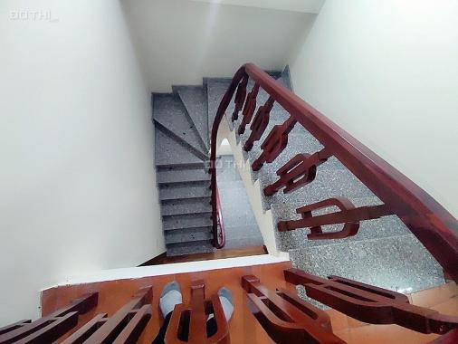 Bán nhà phố Pháo Đài Láng 50m2 5 tầng 5 ngủ 4m mặt tiền nở hậu 6,65 tỷ ô tô đỗ cửa nhà đẹp ở ngay