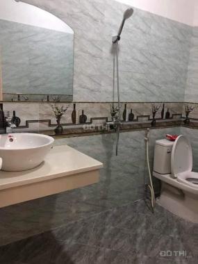 Ô tô Xã Đàn, Đống Đa 43m2 5T MT 4m giá chỉ 5,35 tỷ