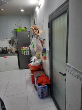 Bán nhà mặt tiền Nguyễn Thị Nhỏ, 2 phòng ngủ, nhà đẹp mê li, đang cho thuê 15tr/th