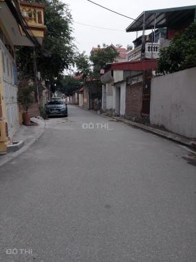 Hiếm, Long Biên, nhà đẹp ở ngay, gara ôtô, ngõ thông ô tô tránh, kinh doanh DT 60m2x4Tx5m nhỉnh 4tỷ
